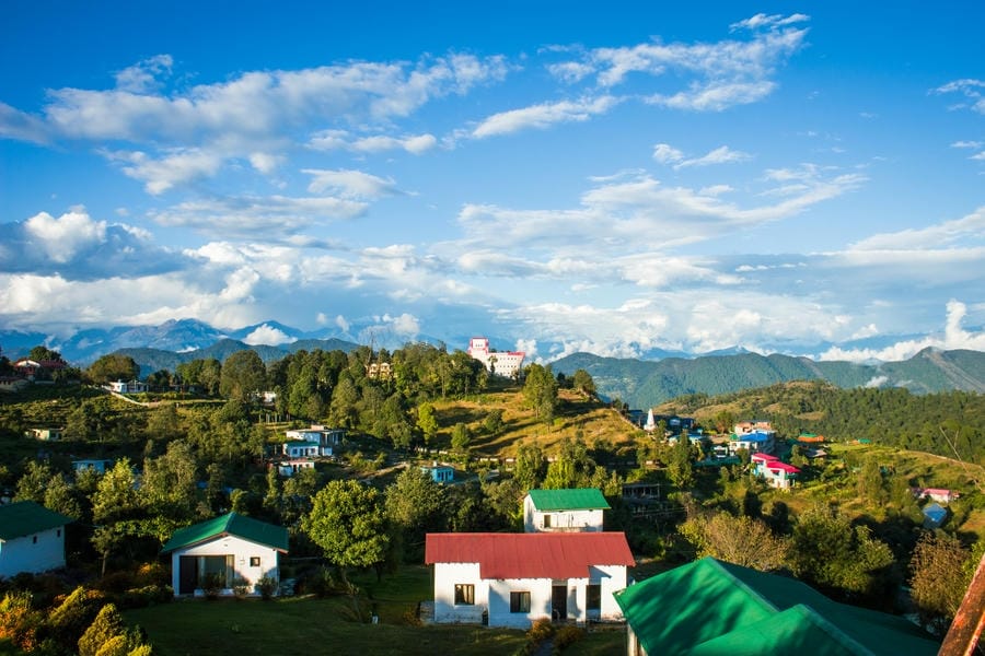 The image shows Chaukori, a high-altitude hill station in the Pithoragarh district of Uttarakhand