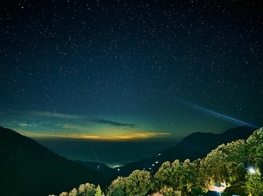The image does indeed show a starlit night at Pangot, a quiet hamlet in the Nainital district of Uttarakhand 