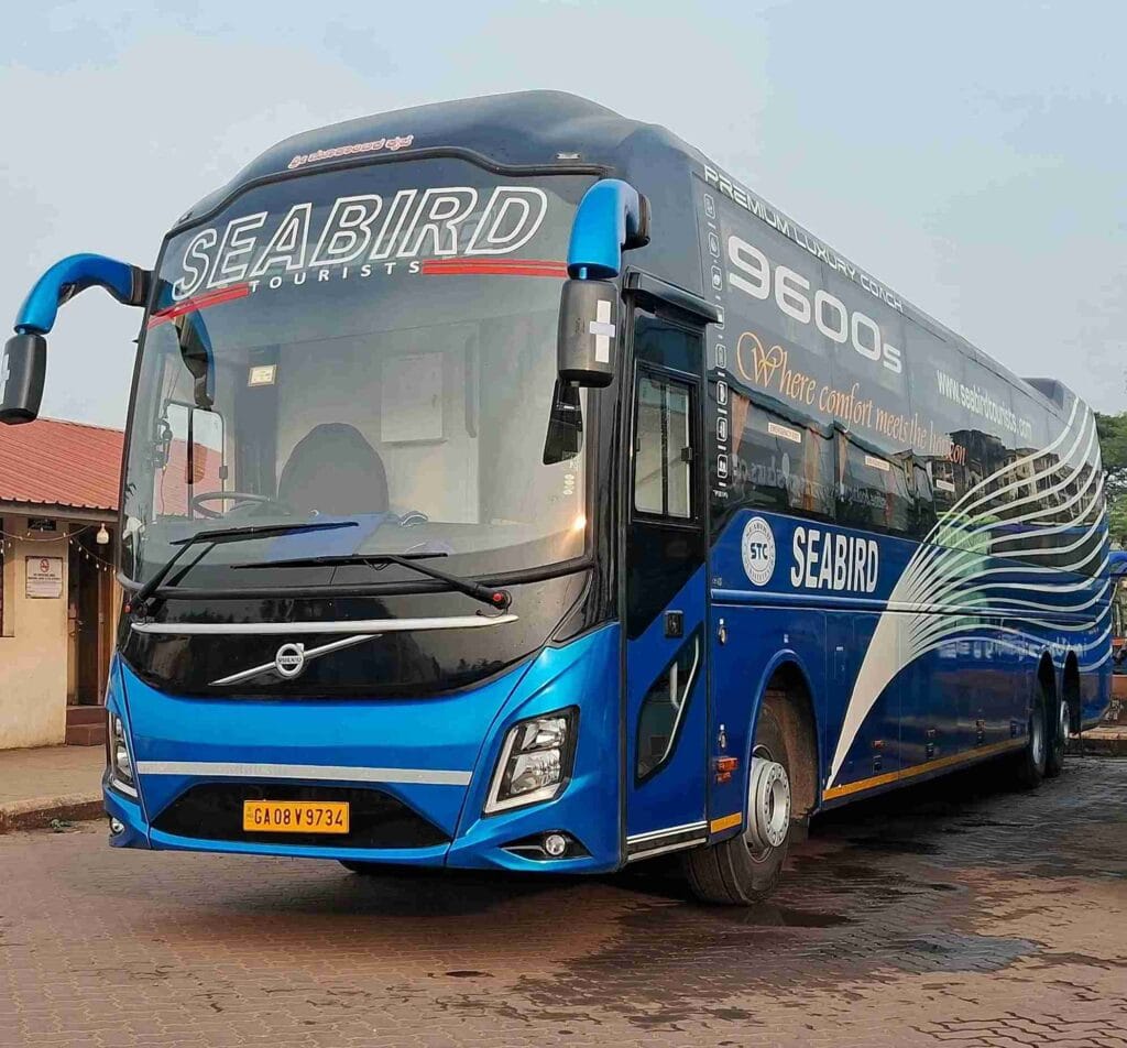  bus for Delhi to Haridwar travel – a comfortable option for Kedarnath budget trip 2026.